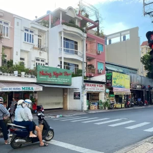 Gia Đình Em Đang Cần Người Về Làm Việc Nhà Ở đường Nguyễn Thông Quận 3, Tp Hcm