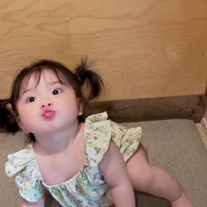 Bé Nhà Em 15 Tháng Tuổi Chỉ Làm Những Việc Liên Quan Đến Bé , Không Cần Làm Việc Nhà