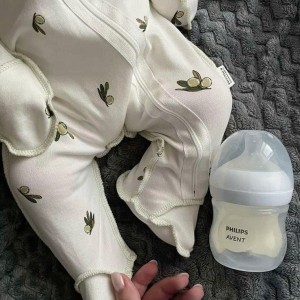 E là mẹ đơn thân có một em bé 8 tháng ở nhà. Nên em đang muốn tìm một chị có thể phụ em chăm bé ở Đặng Văn Ngữ Quận Phú Nhuận