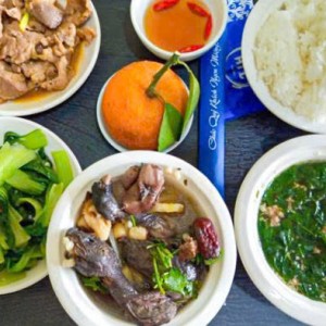 Cần người chăm bé giỏi ạ