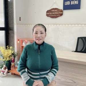 Chị Phượng đang tìm việc chăm sóc ông bà , giúp việc nhà đi làm bao ăn ở lai ạ