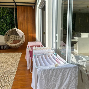 Em chào các cô, các chị ạ! Em đang cần tìm một cô giúp việc nhà ở đường Cộng Hoà Quận Tân Bình.