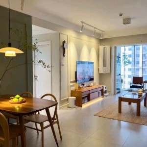 Trong sáng nay em cần tìm gấp 1 chị giúp việc chuyên nấu ăn dọn dẹp BAO ĂN Ở LẠI