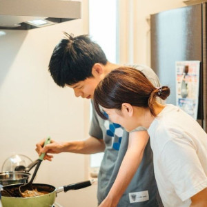 Vợ Chồng Trẻ Mới Dọn Ra Ở Riêng Còn Bề Bộn Nên Cần Tìm Chị Về Dọn Dẹp Nhà Cửa