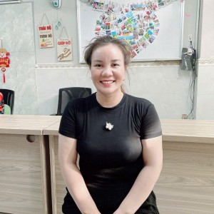 Anh chị có nhu cầu thuê chăm sóc người già , giúp việc nhà thì alo chị Phượng nhé ạ