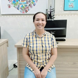 Chị Luận Mới Ở Quê Lên Đang Tìm Việc Ạ