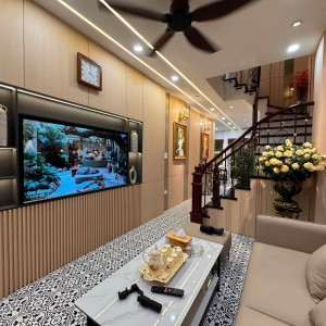 NHÀ MẶT PHỐ 1 LẦU CẦN TUYỂN GẤP CÔ GIÚP VIỆC NHÀ BAO ĂN Ở