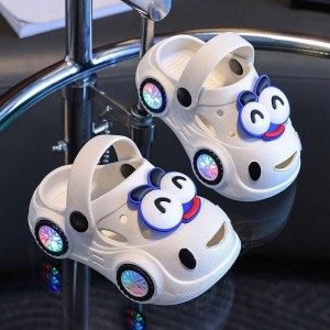 VỢ CHỒNG EM CẦN GẤP 1 CHỊ BẢO MẪU CHUYÊN CHĂM EM BÉ – LƯƠNG 13 TRIỆU
