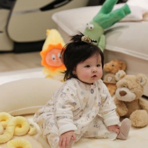 Cần một cô bảo mẫu về chăm bé nhà em được gần 1 tuổi ở gần công viên làng hoa gò vấp 