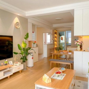 Cần gấp 1 cô giúp việc đi làm được ngay ạ.