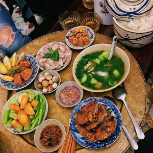 Gia Đình Cần Chị Giúp Việc Bao Ăn Ở Tại Quận 7