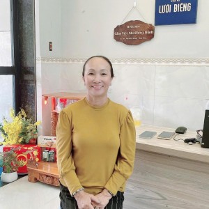 Cô Đông Nấu Ăn Cực Kì Ngon , Nhanh Nhẹn Đang Tìm Việc Làm Ạ