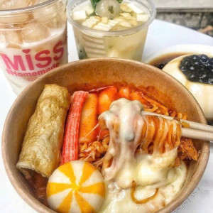 Tuyển gấp 1 cô chăm bé giỏi đi làm bao ăn ở lại ạ