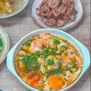 Dì em đang cần 1 cô giúp việc nhà. Lương 11 triệu. Đường Nguyễn Trãi quận 1