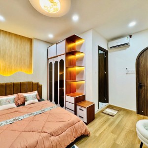 GIA ĐÌNH TOÀN NGƯỜI LỚN HẾT THÔI HIỆN ĐANG Ở ĐƯỜNG ĐOÀN VĂN BƠ QUẬN 4 CẦN GẤP CÔ GIÚP VIỆC ĐI LÀM NGAY