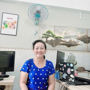 Chị Tuyến đang cần việc chăm sóc ông bà , giúp việc nhà đi làm bao ăn ở lại ạ