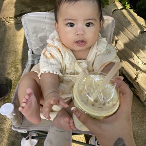 Vợ Em đang Chuẩn Bị Đi Làm Lại nên Em Cần Tuyển Gấp Chị Chăm Bé 4 Tháng Tuổi 