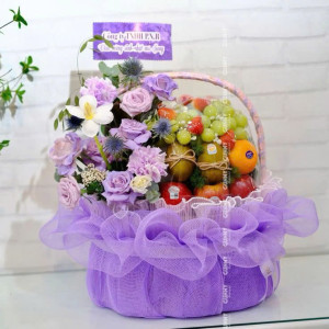 Tuyển gấp 1 cô nấu ăn cho gđ em ạ