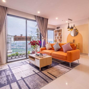 Lương 10 triệu Tìm gấp một cô về làm nội trợ trong gia đình có 4 người lớn bận công việc đến tối mới về