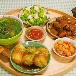 Em Đang Cần Chị Giúp Việc Nhà Ở Gần Cầu Phú Mỹ Quận 7 Lương 11tr Bao Ăn Ở