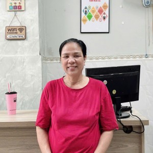 Cô Vinh chuyên chăm ông bà , giúp việc nhà đi làm bao ăn ở lại ạ