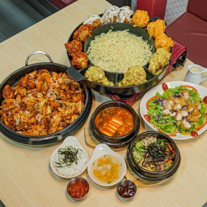 VỢ CHỒNG  BẬN BỊU ĐI LÀM BẬN RỘN KHÔNG CÓ THỜI GIAN NÊN CẦN CÔ VỀ QUÁN XUYẾN NHÀ CỬA TẠI ĐƯỜNG NGUYỄN VĂN LƯỢNG QUẬN GÒ VẤP