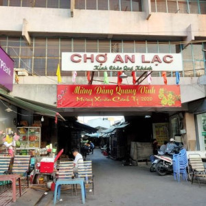 GIỜ EM CÂN 1 CÔ ÍT VƯỚNG BẬN GIA ĐÌNH LÀM VIỆC CHO NHÀ EM GẦN CHỢ AN LẠC