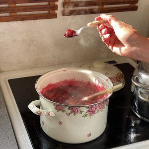 Nhà Mặt Phố Có 1 Lầu, Cần Chị Về Lau Chùi Quét Dọn Nhà Cửa (nấu Ăn Tối Đơn Giản) Trên Đường Nguyễn Thị Nhỏ Quận 11.