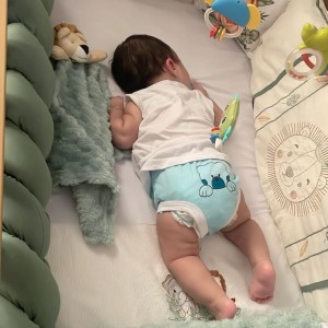 VỢ CHỒNG EM ĐANG TÌM CÔ BẢO MẪU CHĂM BÉ 3 THÁNG TUỔI NHA
