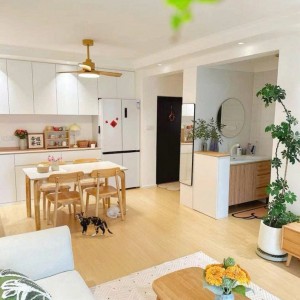 .EM CẦN CÔ GIÚP VIỆC NHÀ CHO GIA ĐÌNH EM GẦN CHỢ XÓM CHIẾU- QUẬN 4