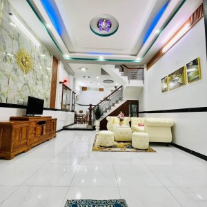 Nhà Em Tại Đường Lê Đức Thọ Quận Gò Vấp Cần 1 Chị Giúp Việc Nhà Nấu Ăn !!