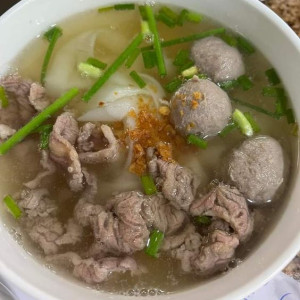 CHUNG CƯ QUẬN BÌNH THẠNH CẦN TÌM GẤP 1 CHỊ GIÚP VIỆC CHO NGƯỜI HÀN  LƯƠNG 13 TRIỆU BAO ĂN Ở LẠI