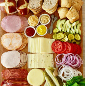 Tuyển Gấp 1 Cô Nấu Ăn Đi Làm Bao Ăn Ở Lại A