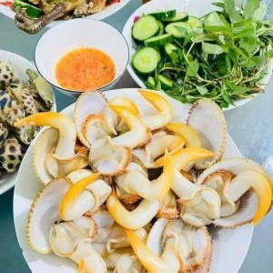 Chính chủ em cần gấp 1 cô làm tiếng ạ