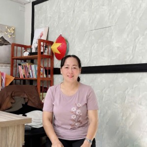 Chị Hoa nhanh nhẹn chịu khó đang tìm việc bao ăn ở lại ạ