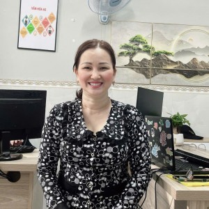 Chị Mai đa năng mọi cồng việc , việc gì cũng làm  , đang tìm việc bao ăn ở lại ạ