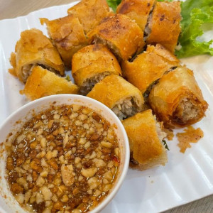 Em cần gấp chị giúp việc nhà đi làm bao ăn ở lại ạ