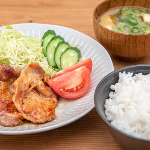 Mẹ Đơn Thân Nhà Chỉ Có 2 Mẹ Con, Đang Cần 1 Chị Giúp Việc Dọn Dẹp Nhà Cửa Và Nấu Ăn.