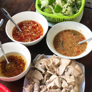 Gấp lắm rồi các chị ơi, trong  hôm nay em Ngọc cần chị về trông coi nhà cửa cho nhà em tại đường Đồng Đen- Tân Bình