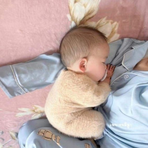 TÌM 1 CHỊ VỀ CHĂM EM BÉ VỪA TRÒN 2 THÁNG TUỔI LÀM Ở LẠI LUÔN VỚI LƯƠNG 11 TRIÊU !!