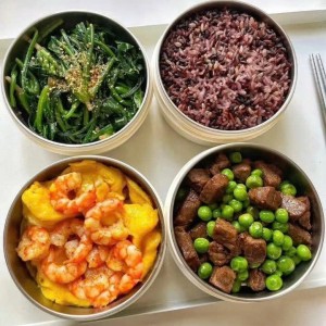 Tuyển gấp 1 cô nấu ăn dọn dẹp cho gđ em ạ