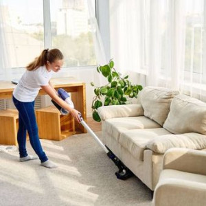 Tại Đường Phan Bội Châu - Bình Thạnh. Tuyển Cô Giúp Việc Nhà Lương Cao