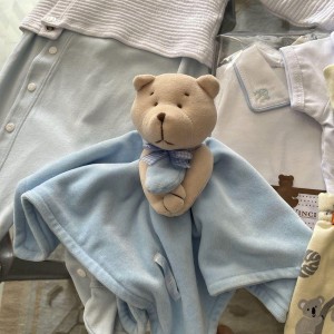 Gia đình nhỏ cần người hiền lành chăm bé ở trên đường Phan Huy Ích Quận Gò Vấp Lương 14 Triệu