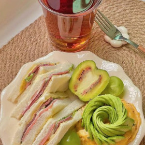 Tuyển Gấp 1 Cô Nấu Ăn Ngon Và Làm Việc Có Tâm Đi Làm Bao Ăn Ở Lại A