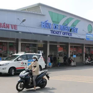 Em Cần Gấp Một Cô Về Giúp Việc Nhà Cho Gia Đình Em Ngay Bến Xe Miền Tây