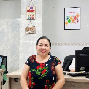 Chị Hương nhanh nhẹn chịu khó đang cần việc ngay ạ