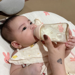 Tại Chung Cư Phú Mỹ Hưng Quận 7, Tuỷen Gấp Chị Chăm Bé 7 Tháng