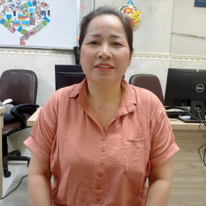 Chị Loan đang chờ việc ở Q10 , đang cần tìm việc bao ăn ở lại và lâu dài ạ