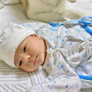 Tìm Gấp 1 Chị Chăm Bé 2 Tháng Tuổi ( Bao Ăn Ở Lại ) Lương Tháng 10 Tr