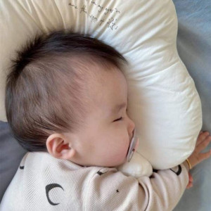Vợ Chồng Em Cần Gấp Chị Chăm Bé 4 Tháng Tại Quận 5